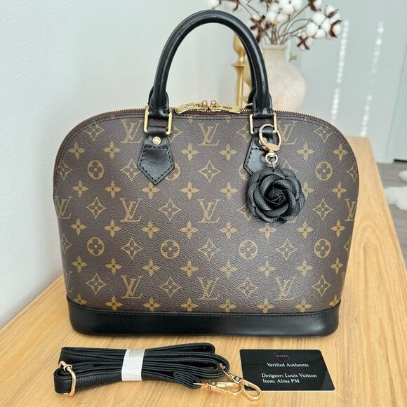 ✅AUTHENTIC✅LOUIS VUITTON ALMA PM - Picture 3 of 15
